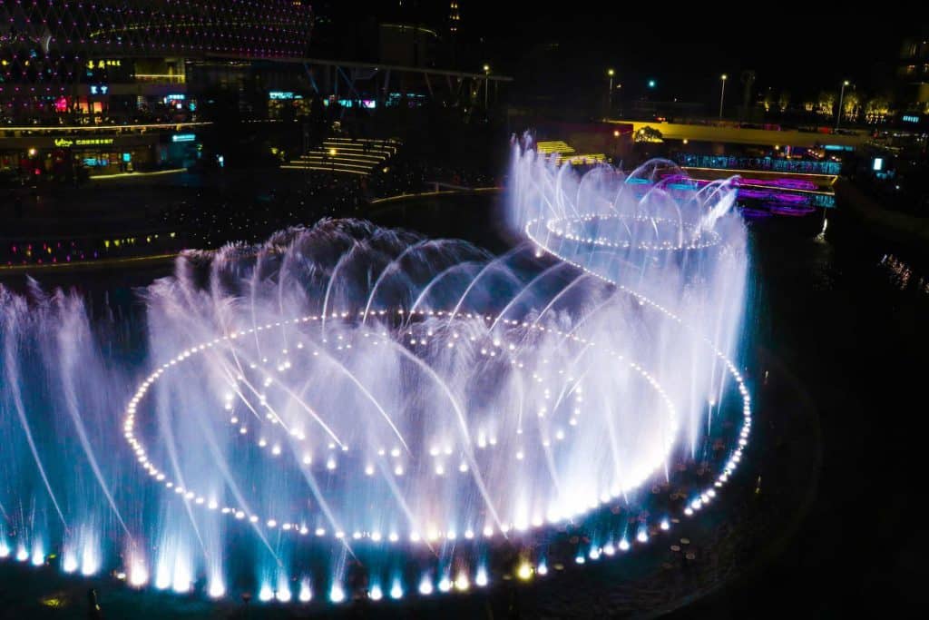 fountain show