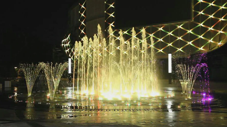 Dry Floor Fountain 01 Dry Floor Fountain 01