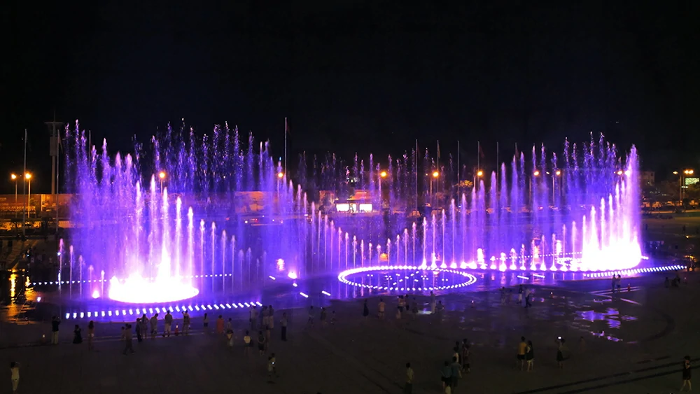 Municipal musical fountain project for a public square or city landmark