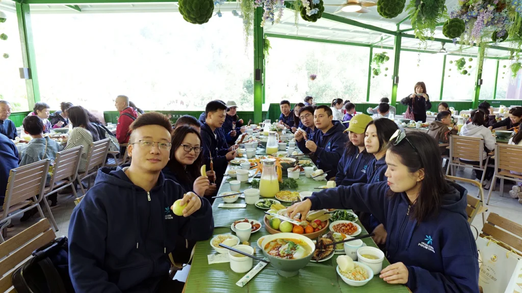 Huaxin Fountain - Company team building activities aimed at improving teamwork