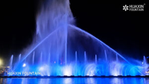 Main high jet with two angled side jets at the Al-Saraya Al-Hamra Lake fountain