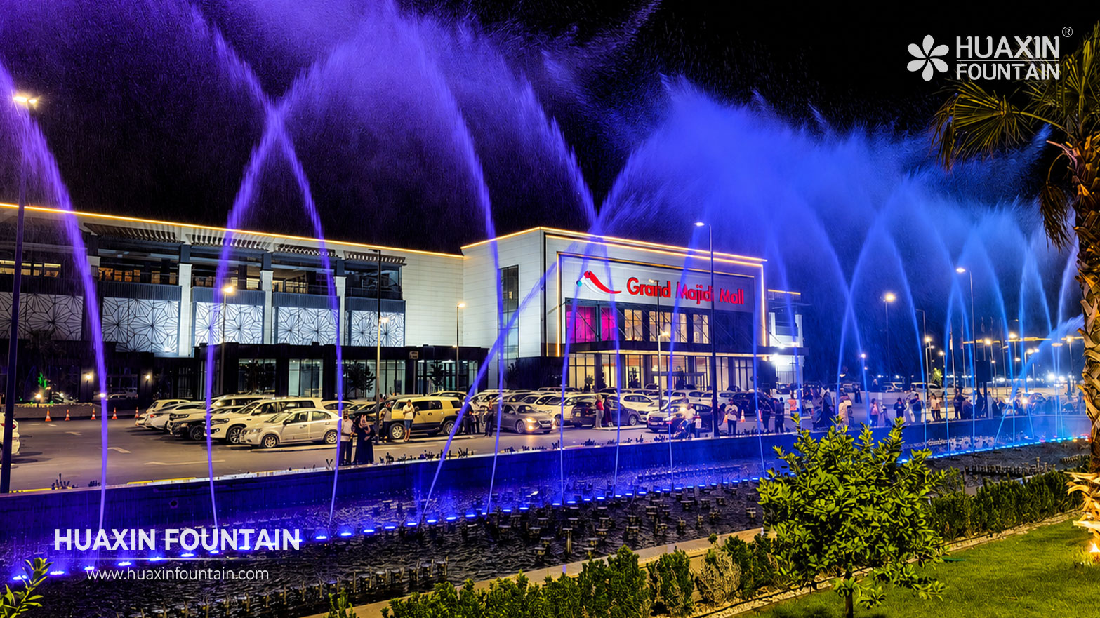 Grand Majidi Mall fountain show along the 125 m linear pool