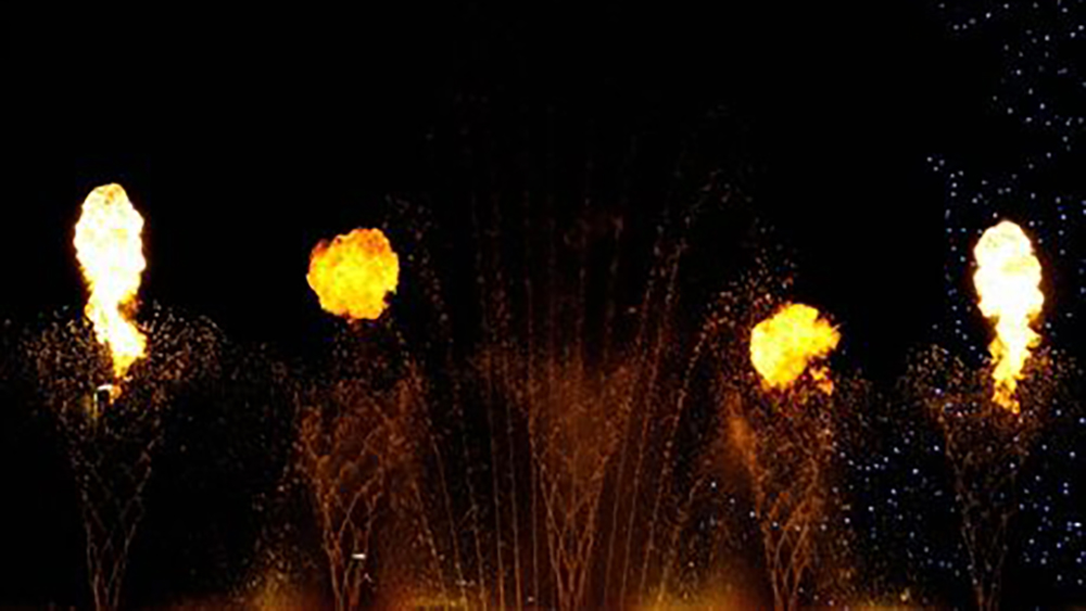 Fire effect in a fountain display