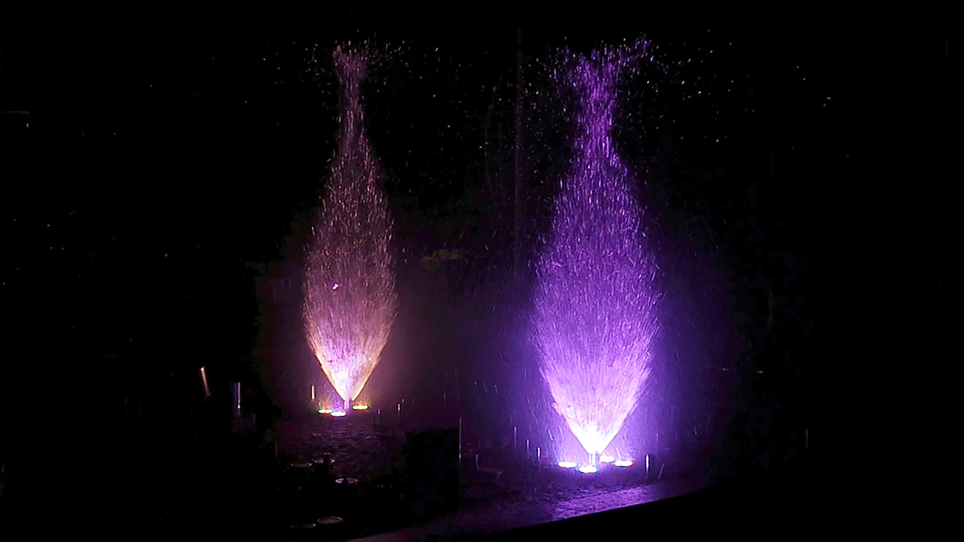 Converging water effect of the Huaxin standard variable fountain nozzle